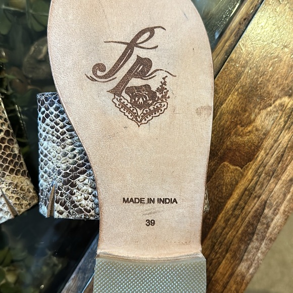 Free People Leather Saturday Slide Sandals in snakeskin. NWT. - Picture 7 of 9